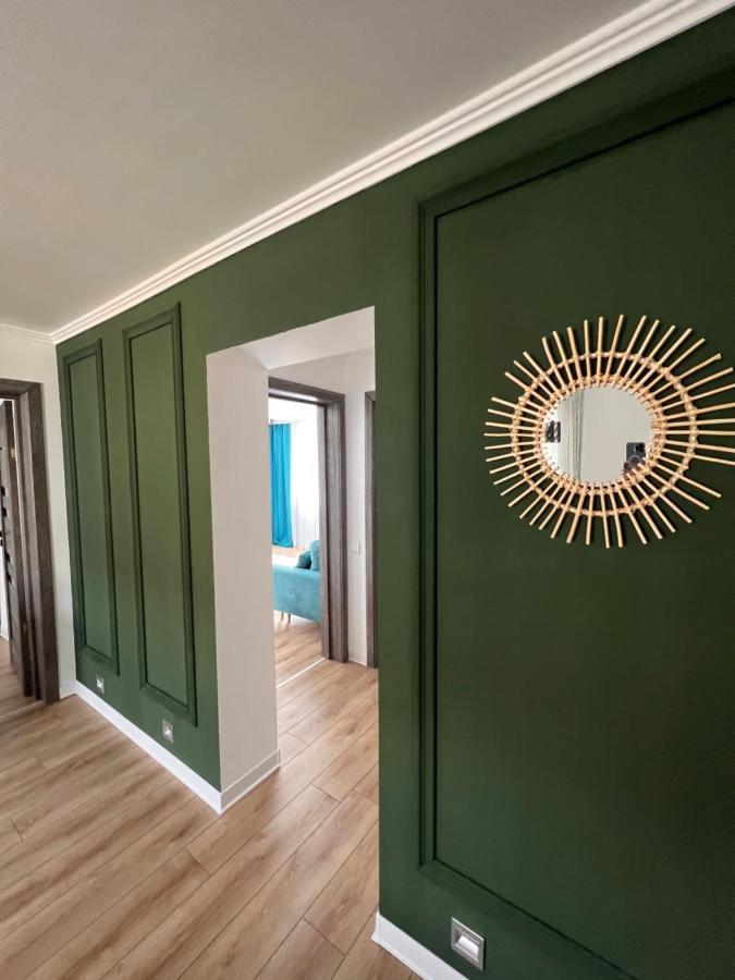 Caris Home Hunedoara Ngoại thất bức ảnh