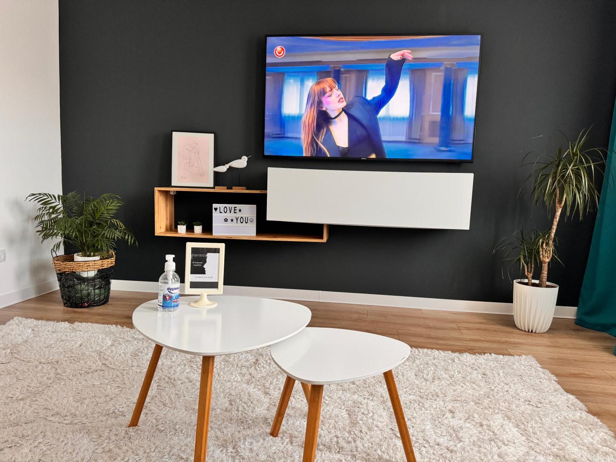 Caris Home Hunedoara Ngoại thất bức ảnh