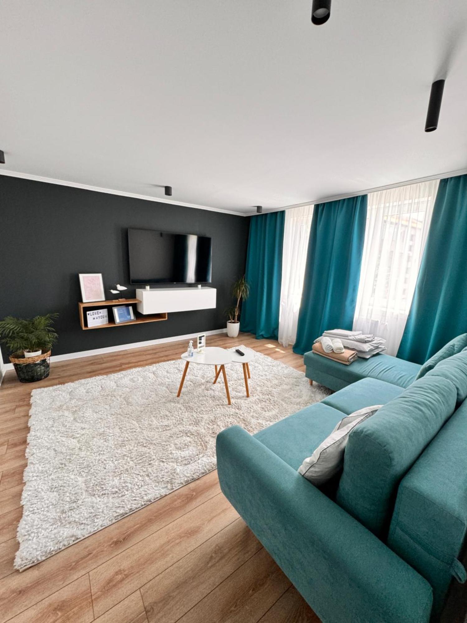 Caris Home Hunedoara Ngoại thất bức ảnh